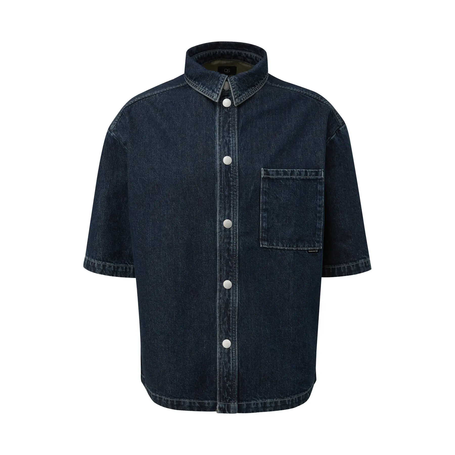 Verbleven overhemd in verweerd denim met blousekraag en opgestikte zak QS