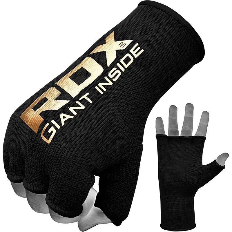Unter Boxhandschuhen Rdx