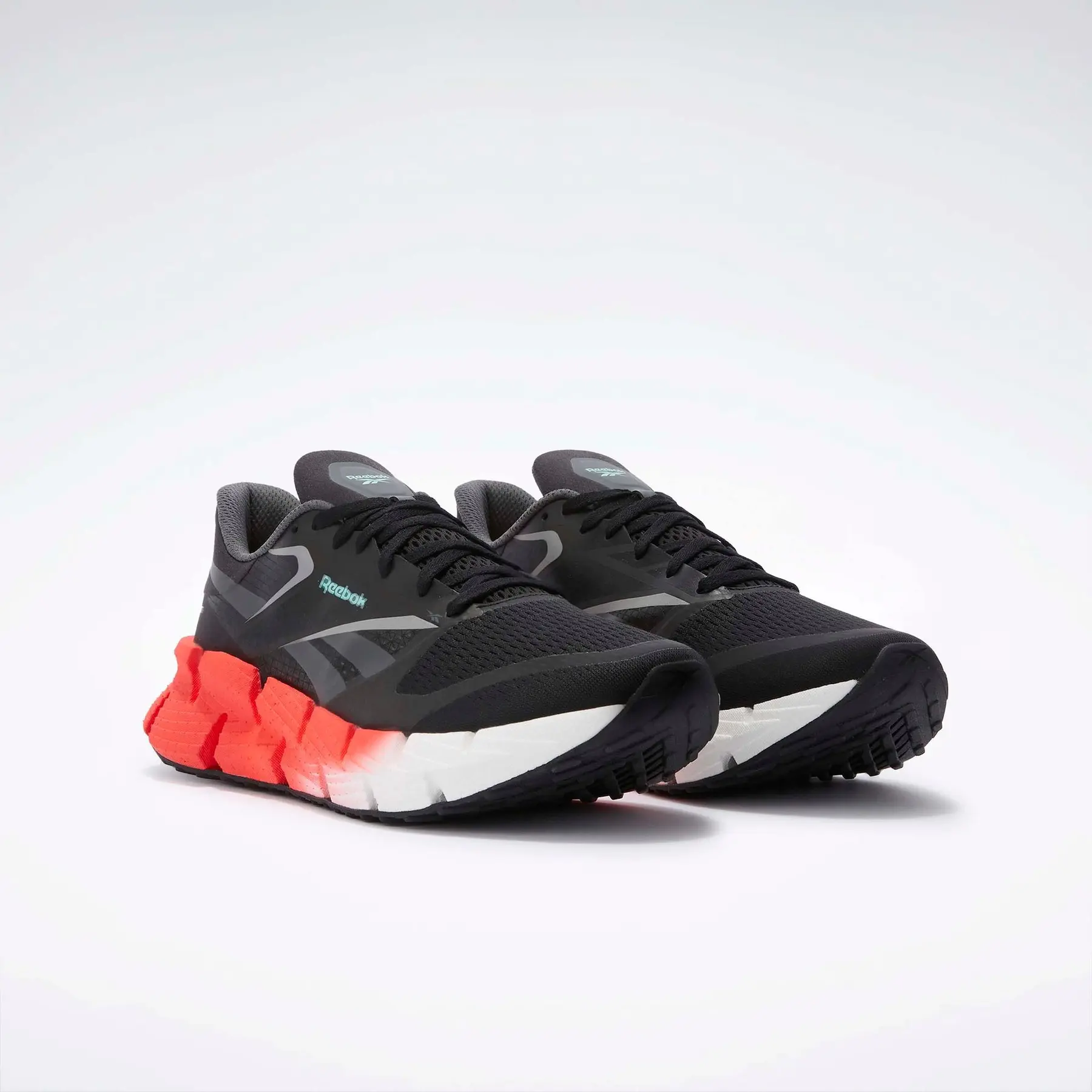 product/r/e/reebok-baskets-floatzig-1_25351782_02.jpeg