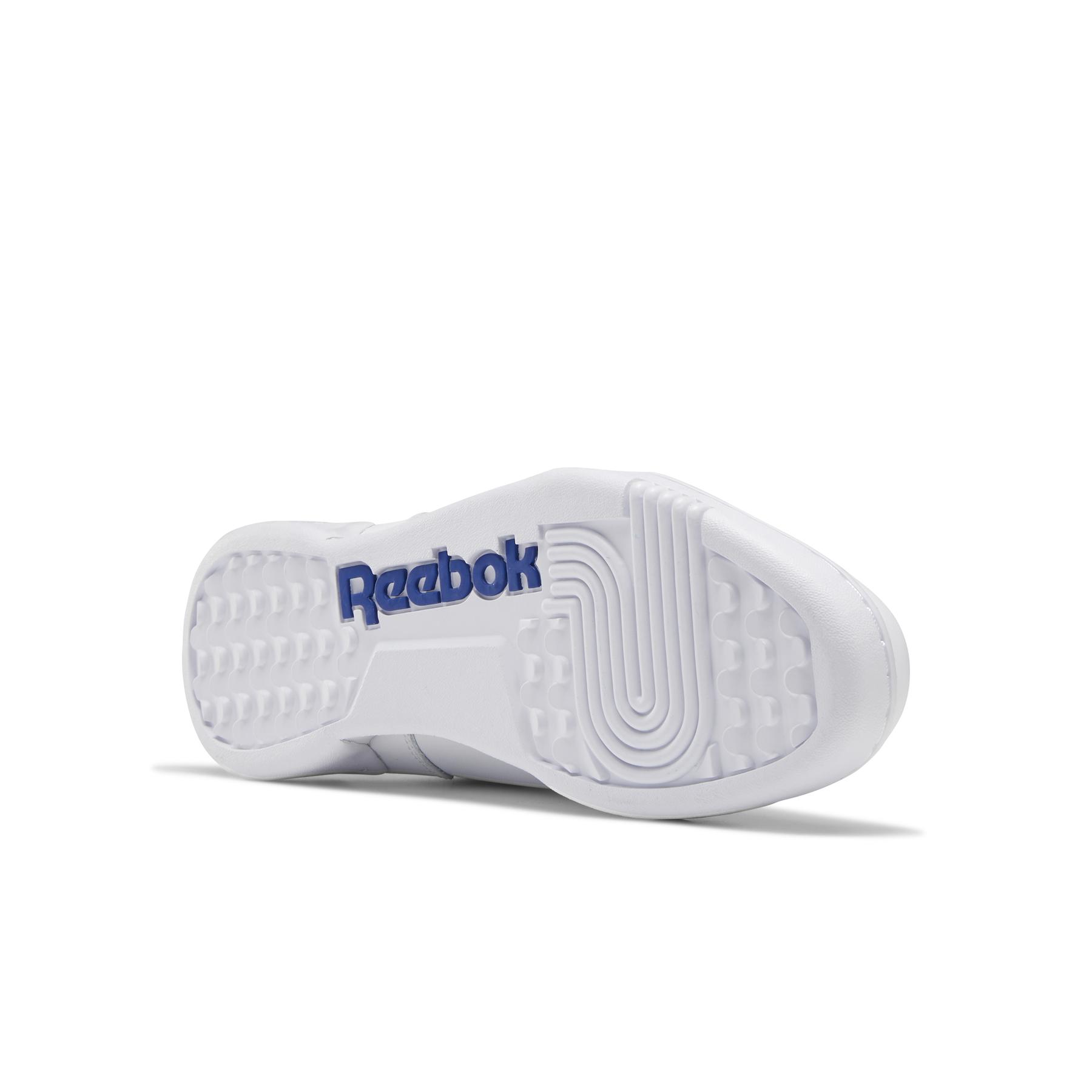 product/r/e/reebok-classics_2759_4_footwear_photography_bottom_view_white_000.jpg