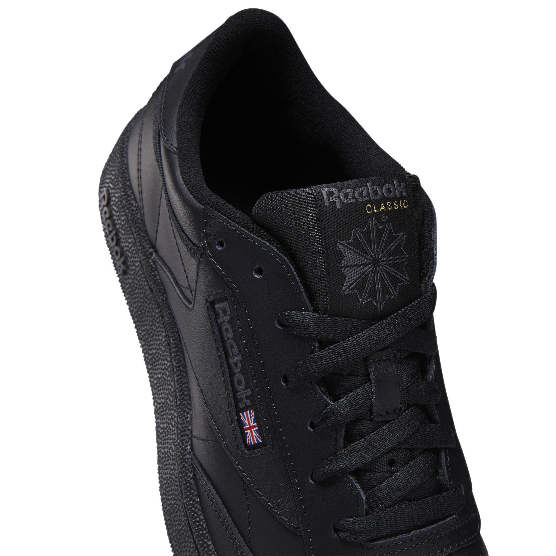 product/r/e/reebok-classics_ar0454_8_footwear_photography_detail_view_1_white_000.jpg