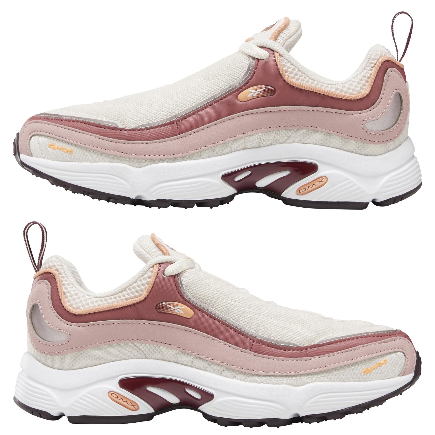 product/r/e/reebok-classics_dv9618_10_footwear_photography_mirrored_pair_view_white_000.jpg