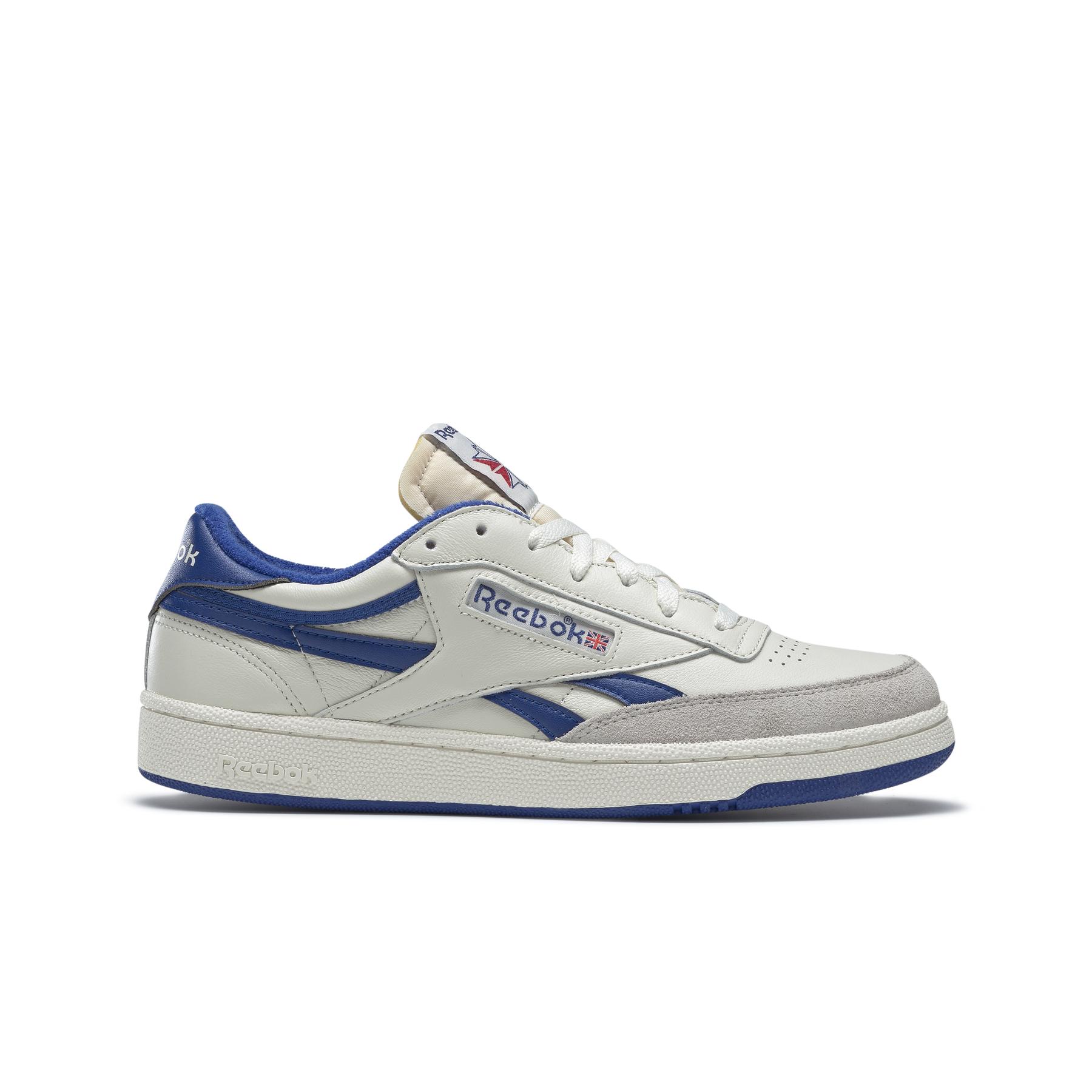 product/r/e/reebok-classics_fw4863_1_footwear_photography_side_lateral_center_view_white_000.jpg
