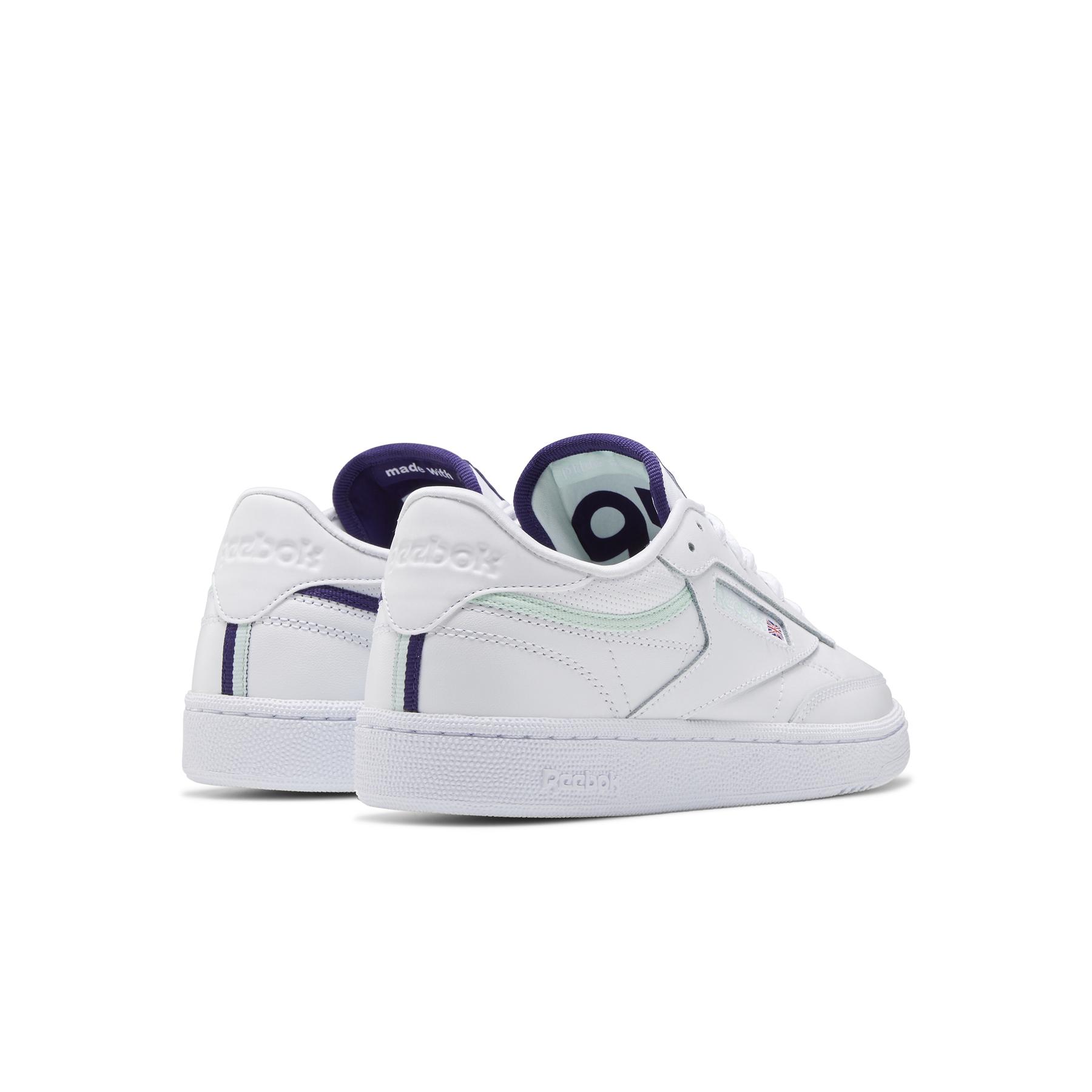 product/r/e/reebok-classics_fx3031_6_footwear_photography_back_lateral_top_view_white_000.jpg