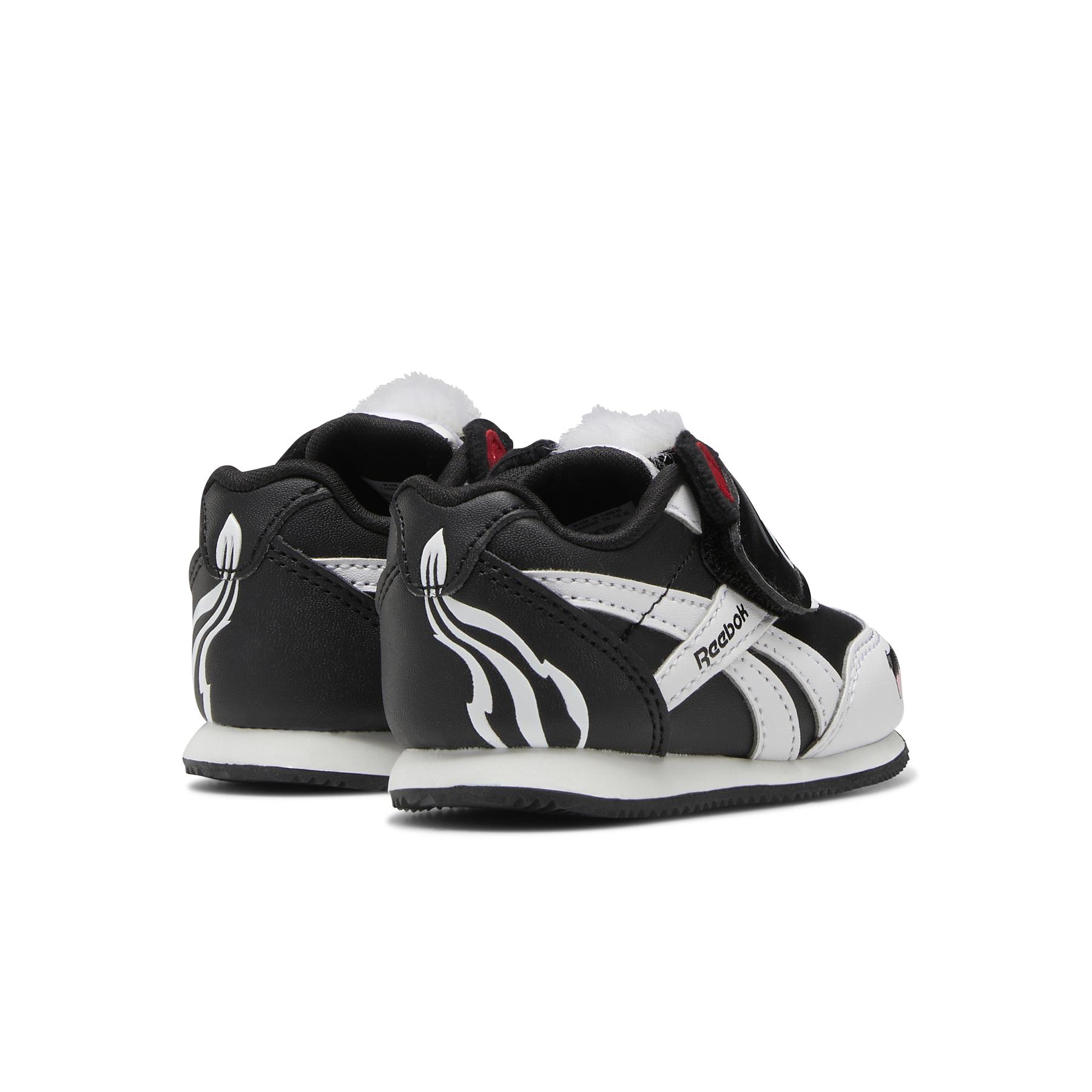 product/r/e/reebok_gw3766_6_footwear_photography_back_lateral_top_view_white_000.jpg