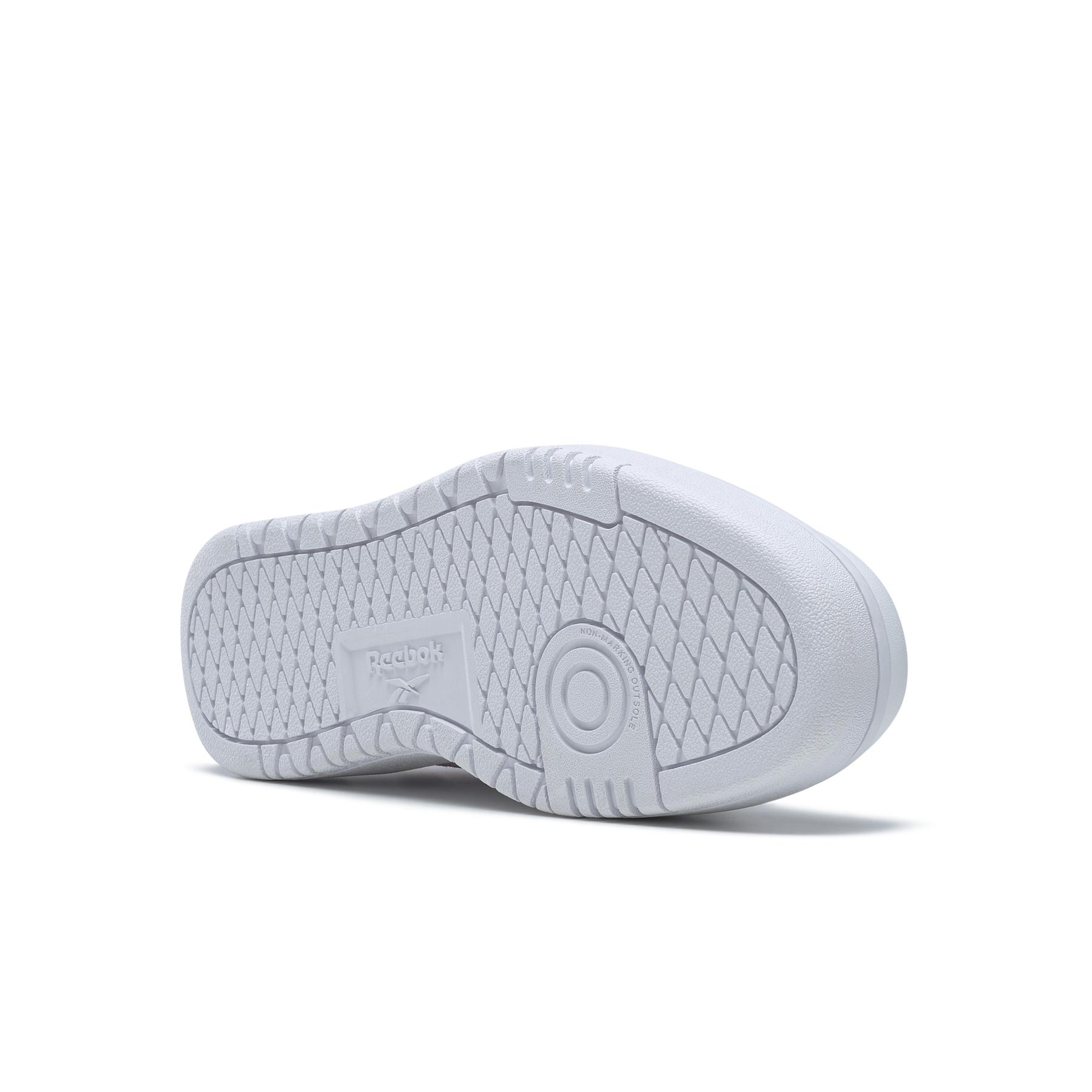 product/r/e/reebok_gw9187_3_footwear_photography_bottom_view_white_000.jpg
