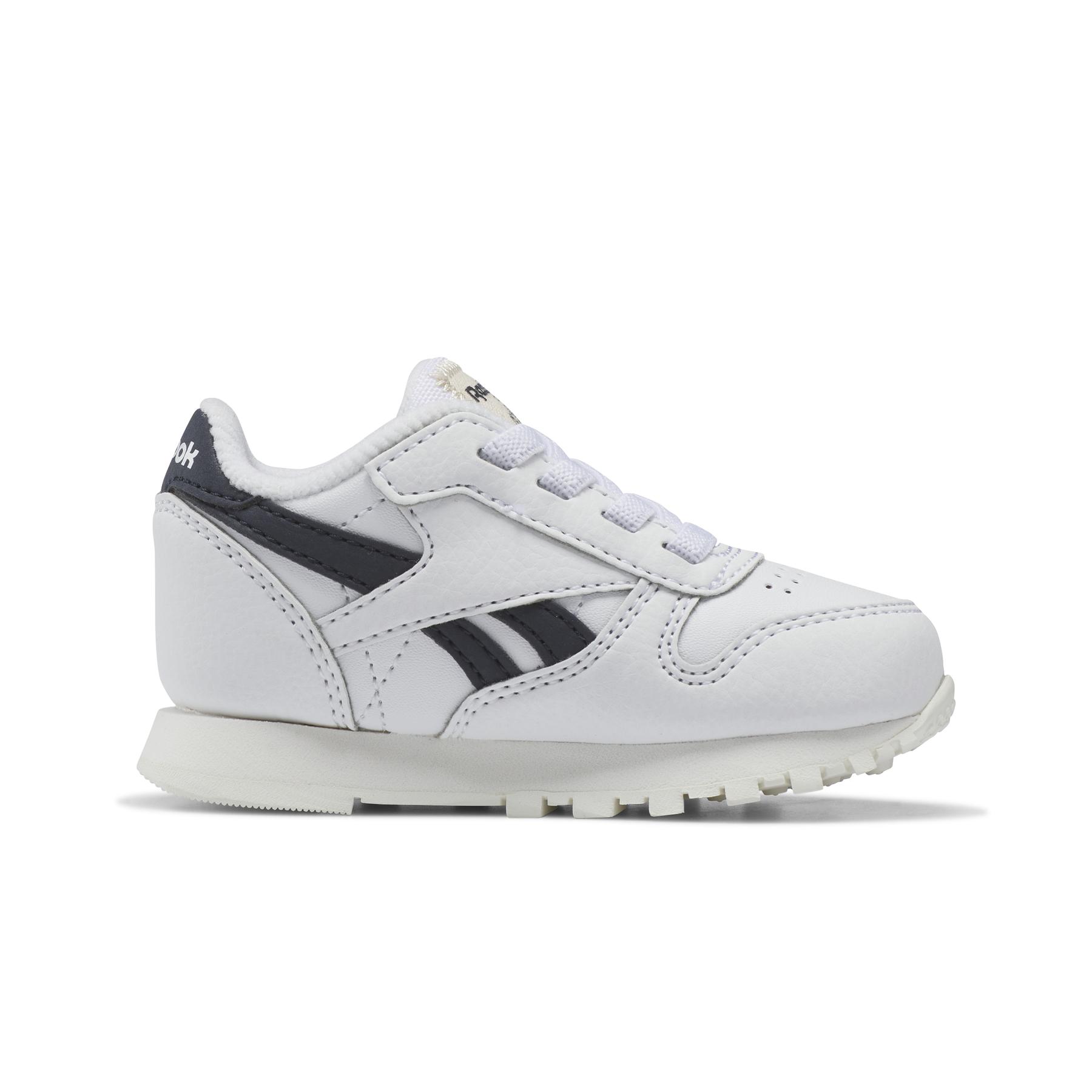 product/r/e/reebok_gy4883_4_footwear_photography_side_medial_center_view_white.jpg