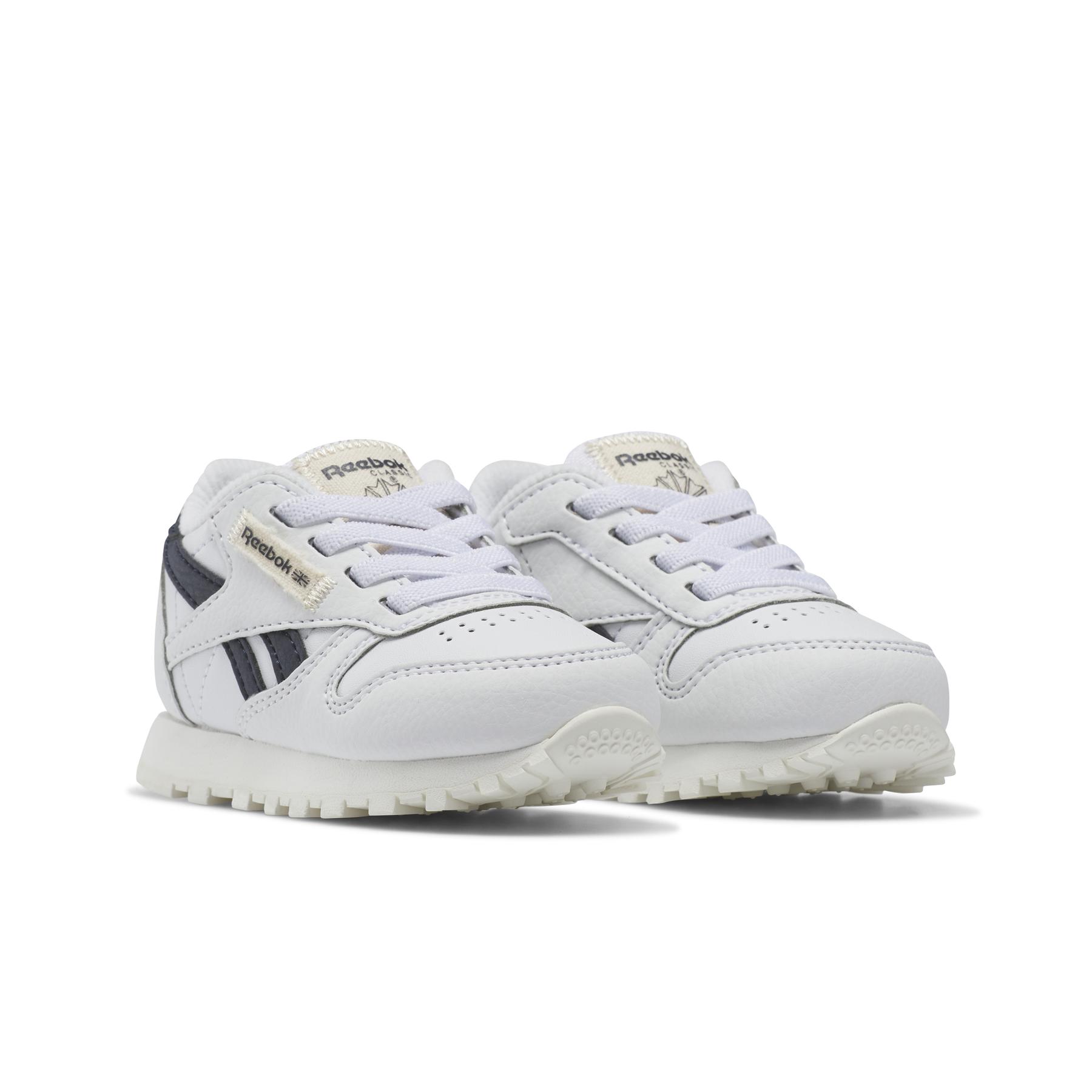 product/r/e/reebok_gy4883_5_footwear_photography_front_lateral_top_view_white.jpg