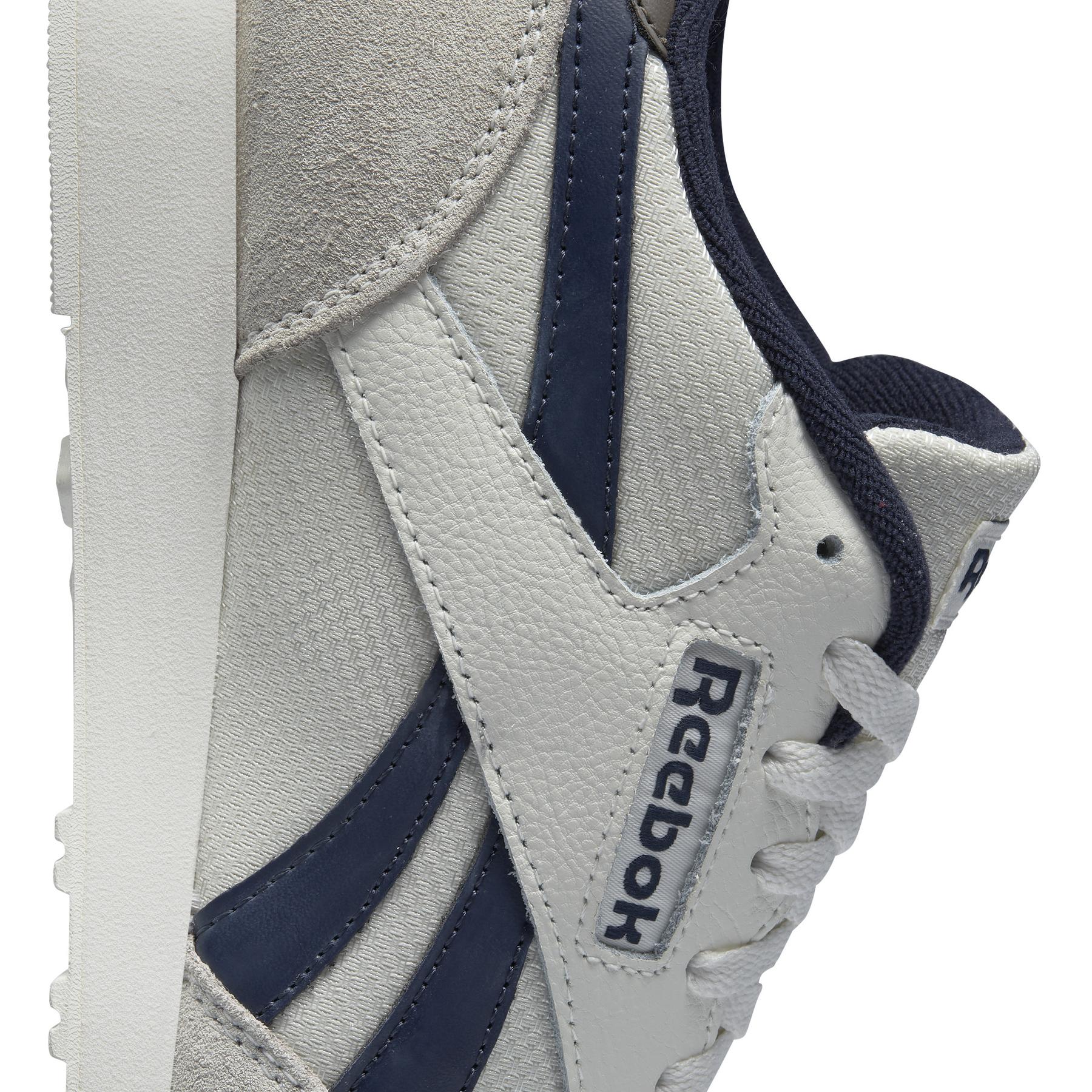 product/r/e/reebok_gy8837_8_footwear_photography_detail_view_2_white_000.jpg
