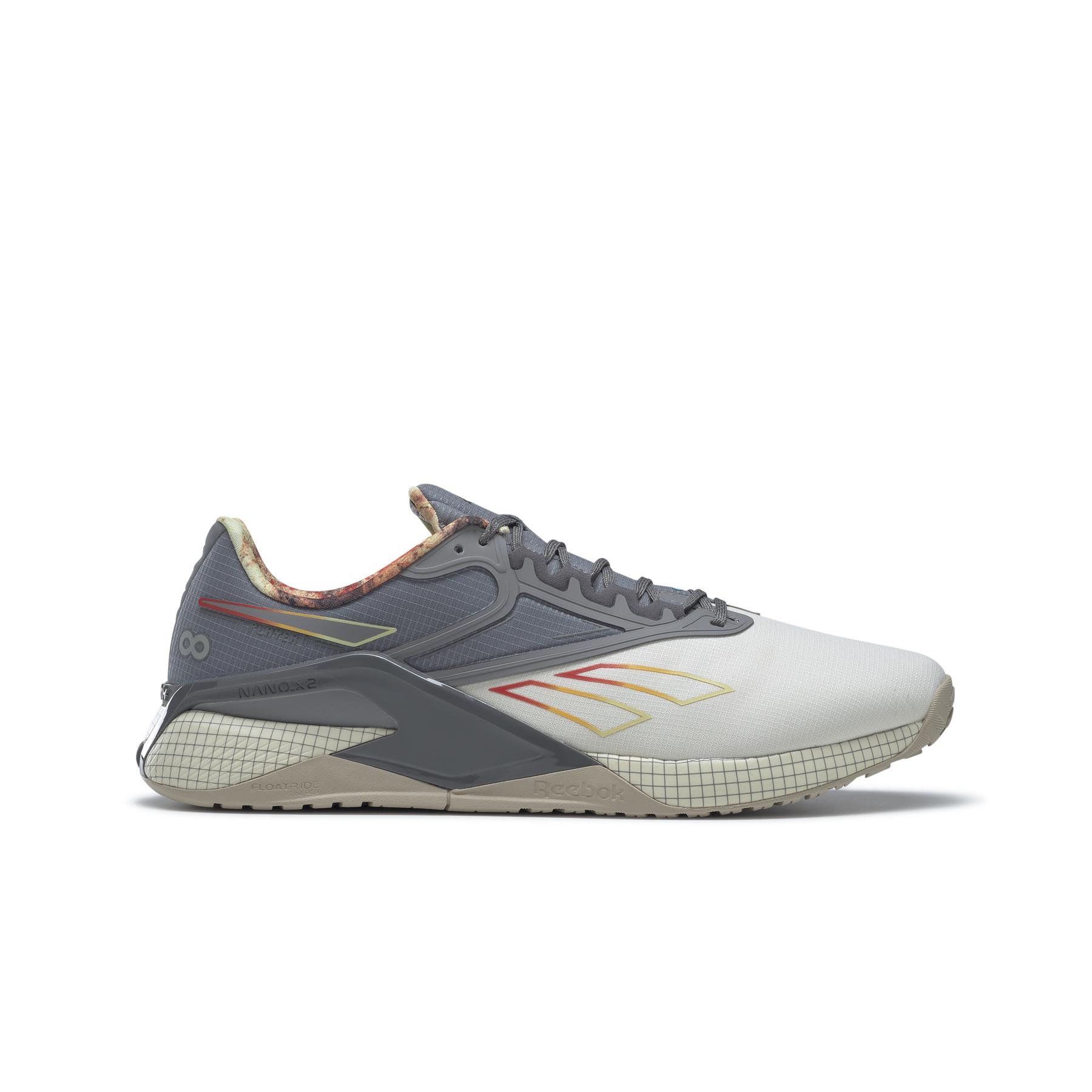product/r/e/reebok_gz9540_1_footwear_photography_side_lateral_center_view_white_000.jpg