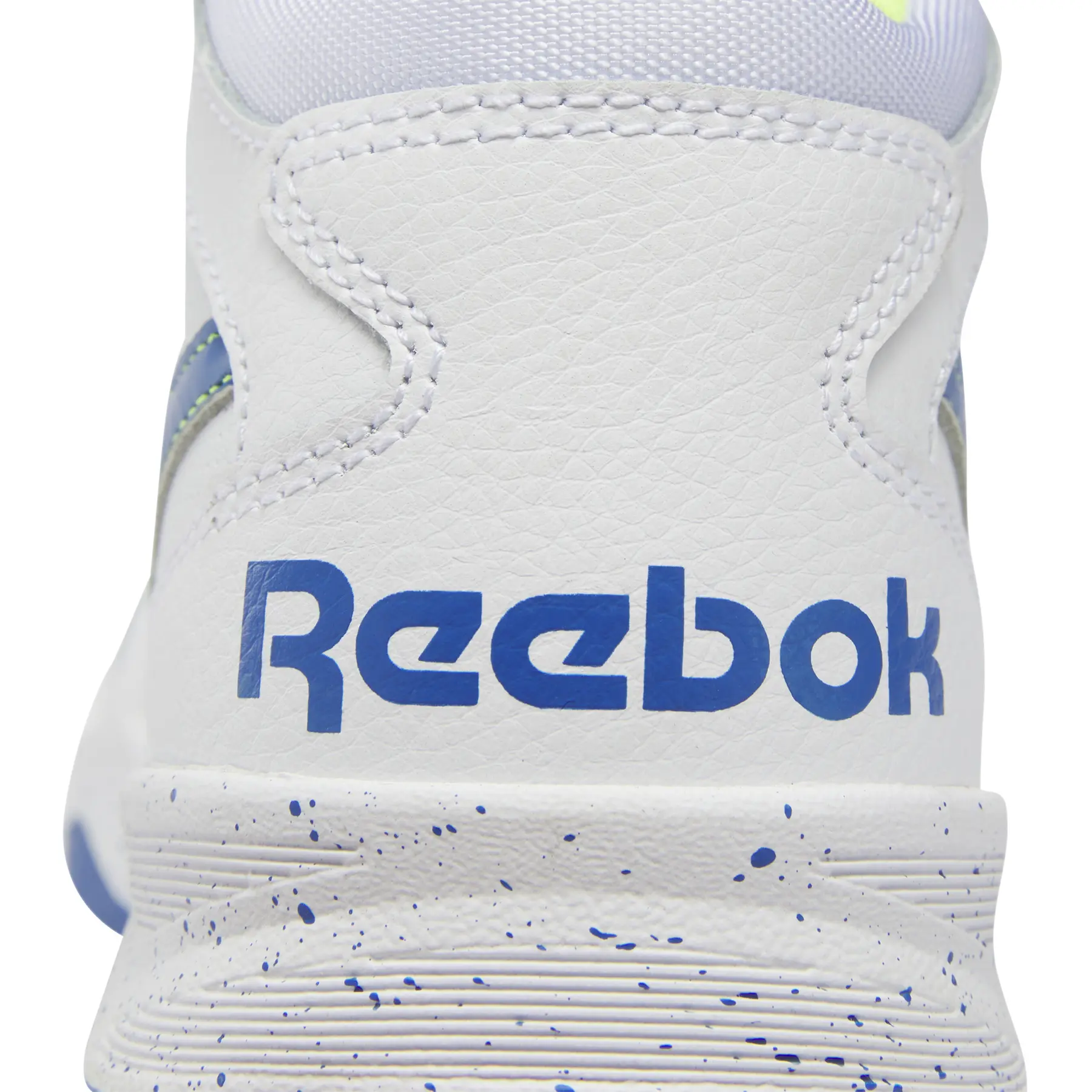 product/r/e/reebok_hp4379_8_footwear_photography_detail_view_2_white_000.jpg