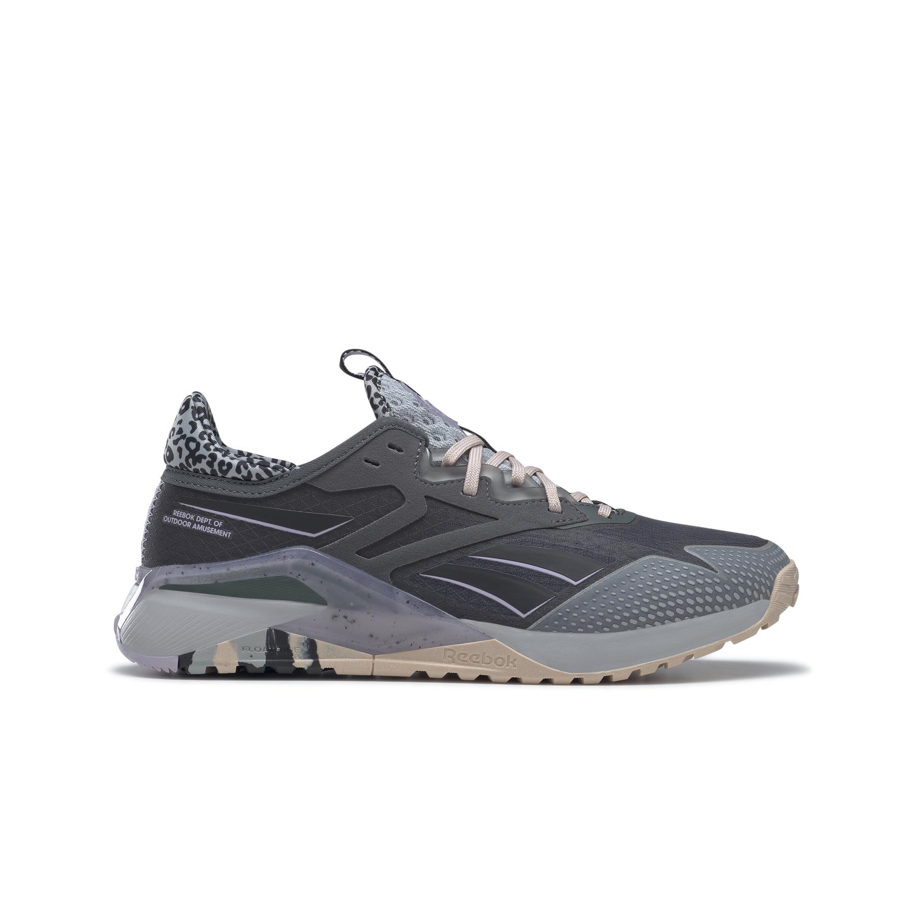 product/r/e/reebok_ig0071_1_footwear_photography_side_lateral_center_view_white_000.jpg