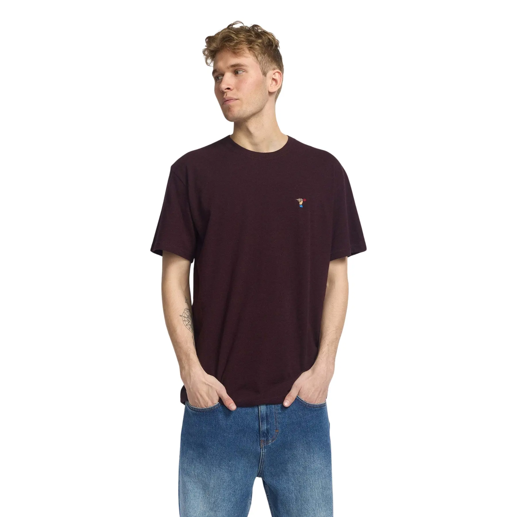 5710864051340 - T-Shirt Application