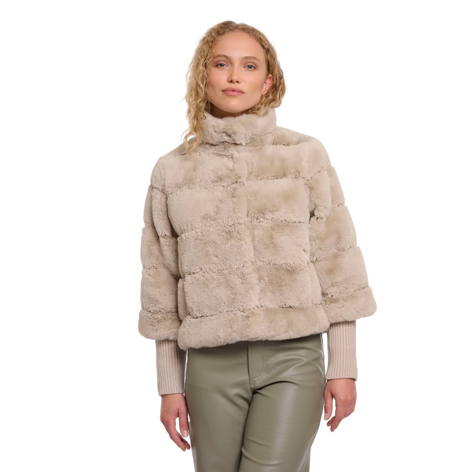 8720529505146 - Fauxfelljacke mit Stehkragen für Damen Feline