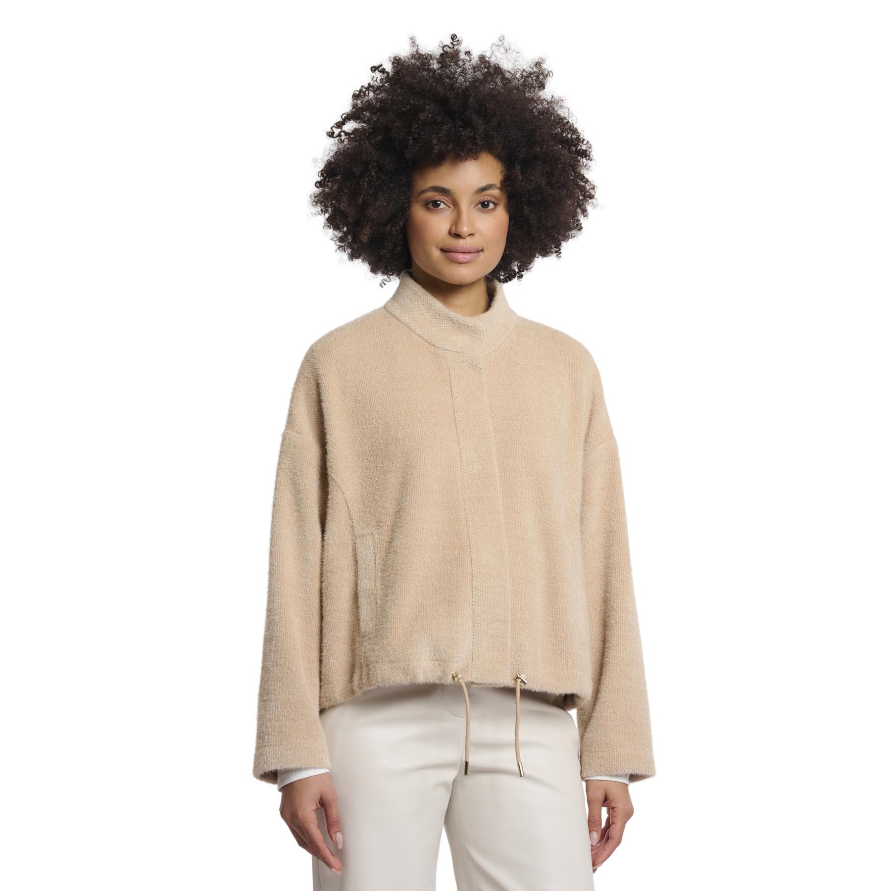 8720529510607 - Damen Jacke im Quadratstil Levin