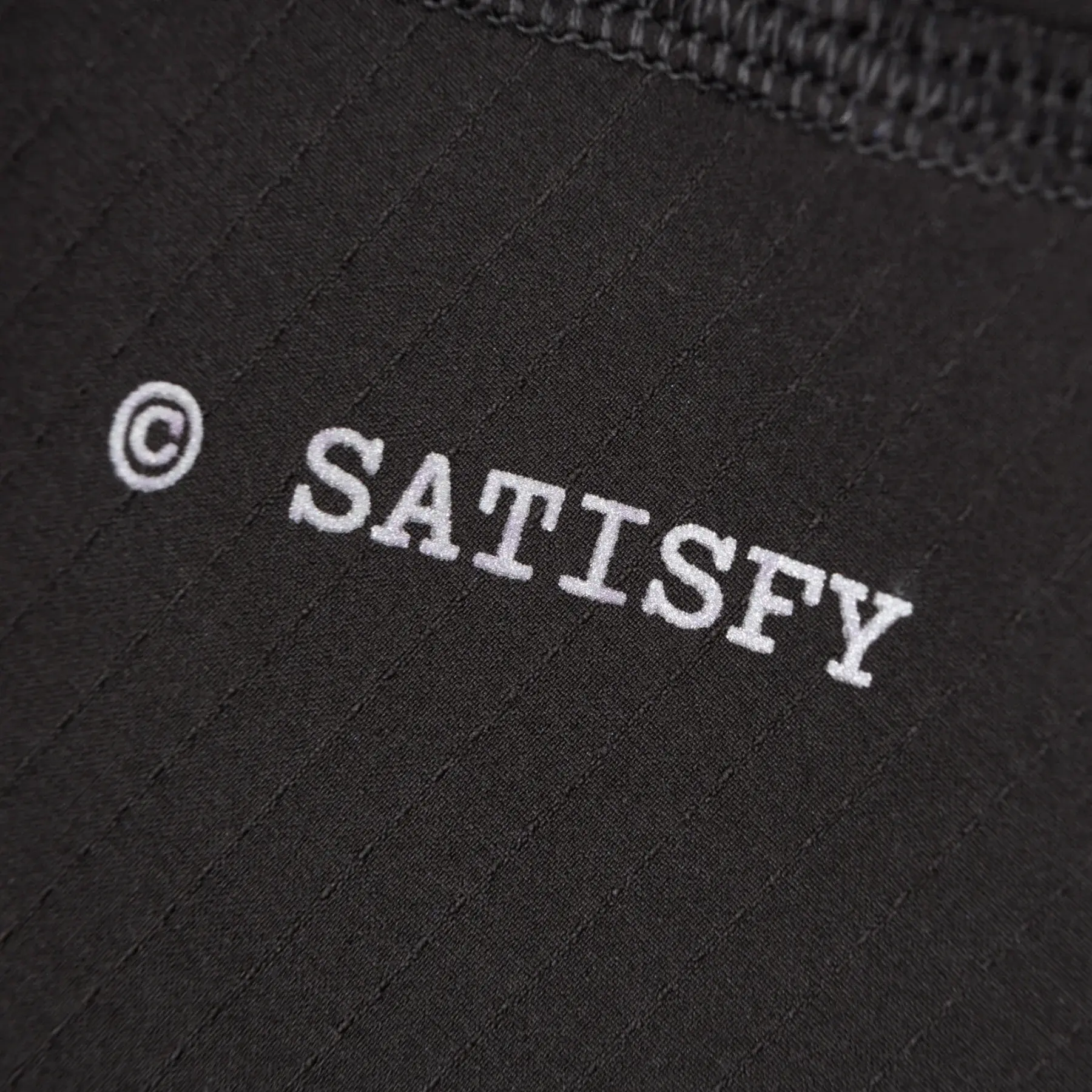 product/s/a/satisfy_11010-bk_black_5.jpg