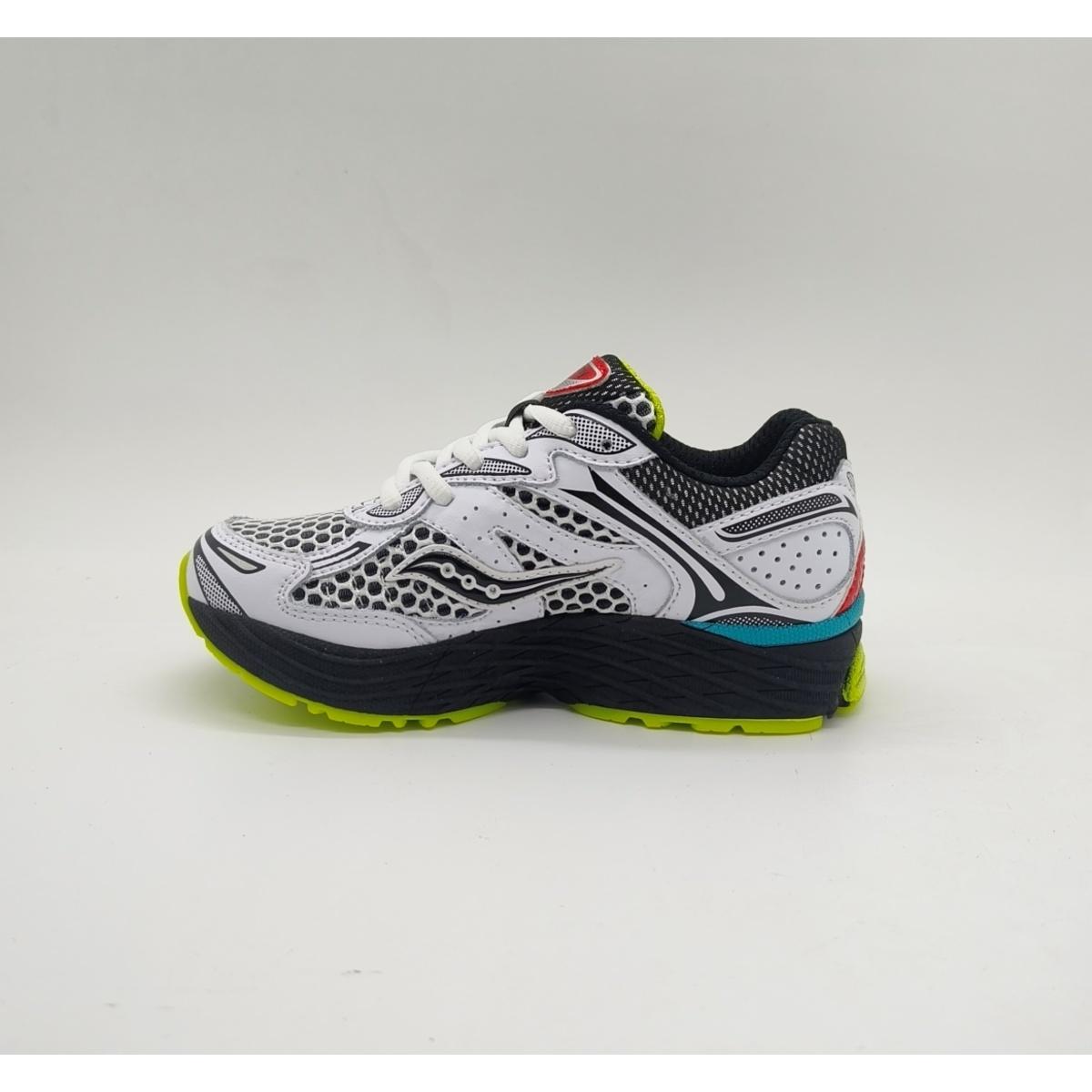 product/s/a/saucony_sk268203_mutant_3.jpg