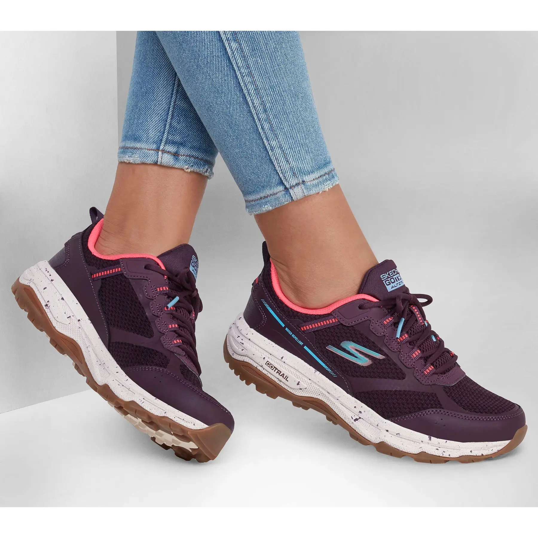 product/s/k/skechers_128205-plum_200.jpg