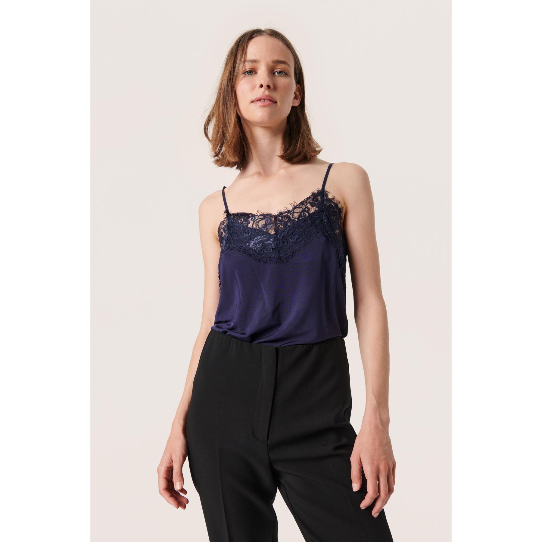 5713344882601 - Negligé Frau Clara