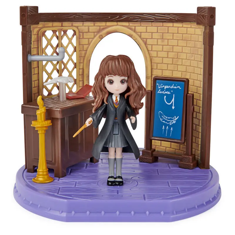 0778988398241 - Wizarding World Harry Potter - Hogwarts Zauberkunst Klassenzimmer Spielset mit exklusiver Hermine Granger Sammelfigur Spielfigur