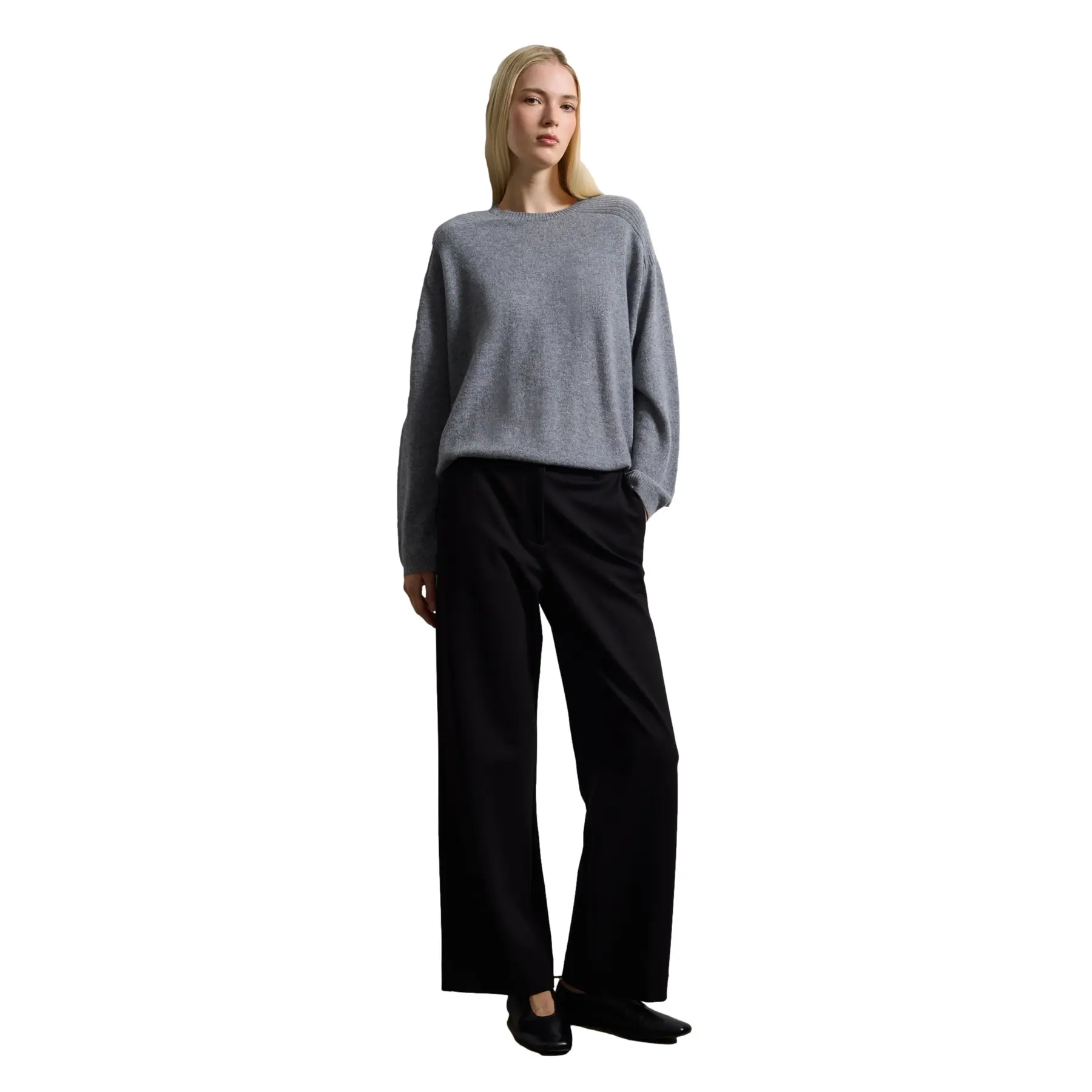 Stefanel Women's Noir Stretch Fabric Trousers Regular Fit