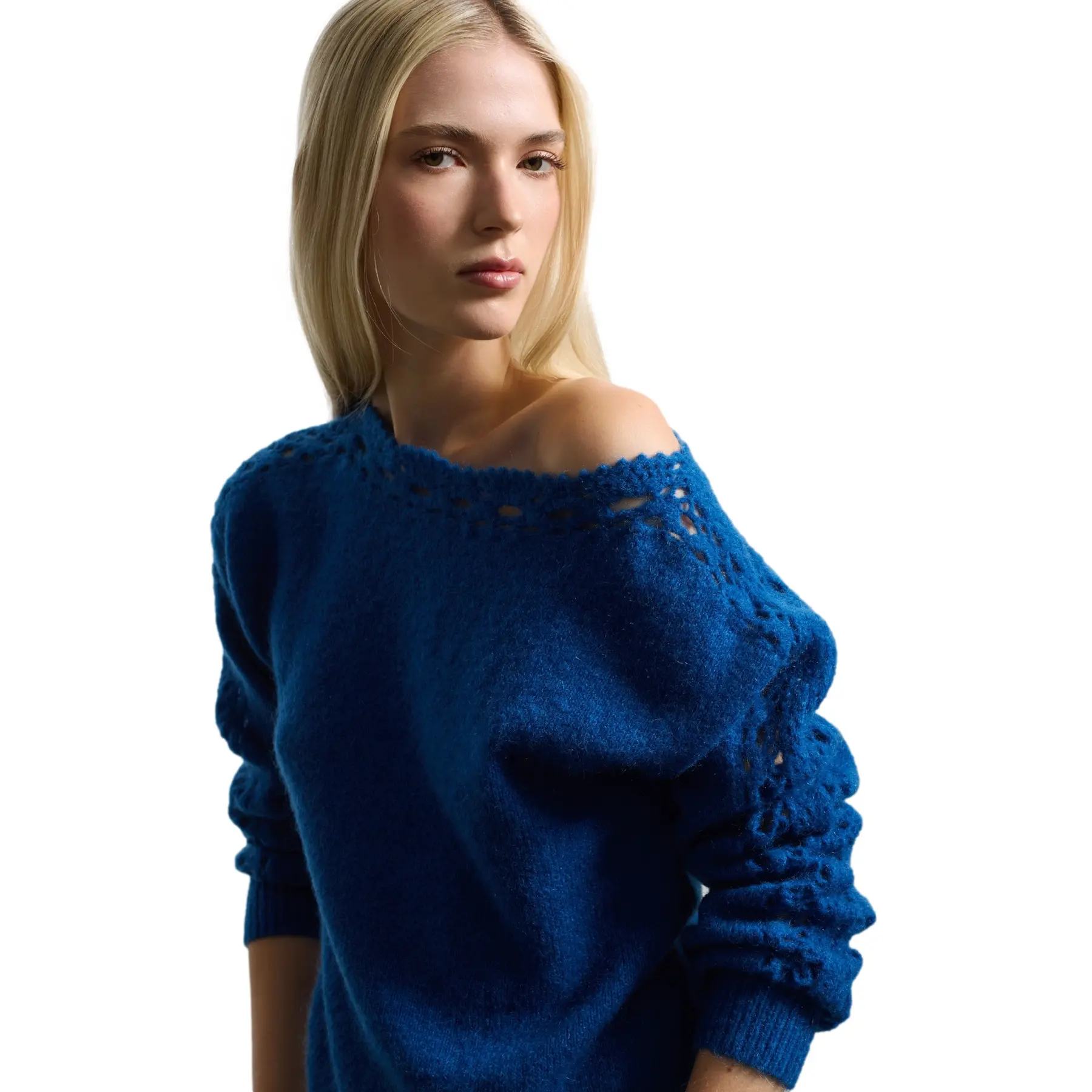 Stefanel Women's Bleu Wool Sweater Regular Fit