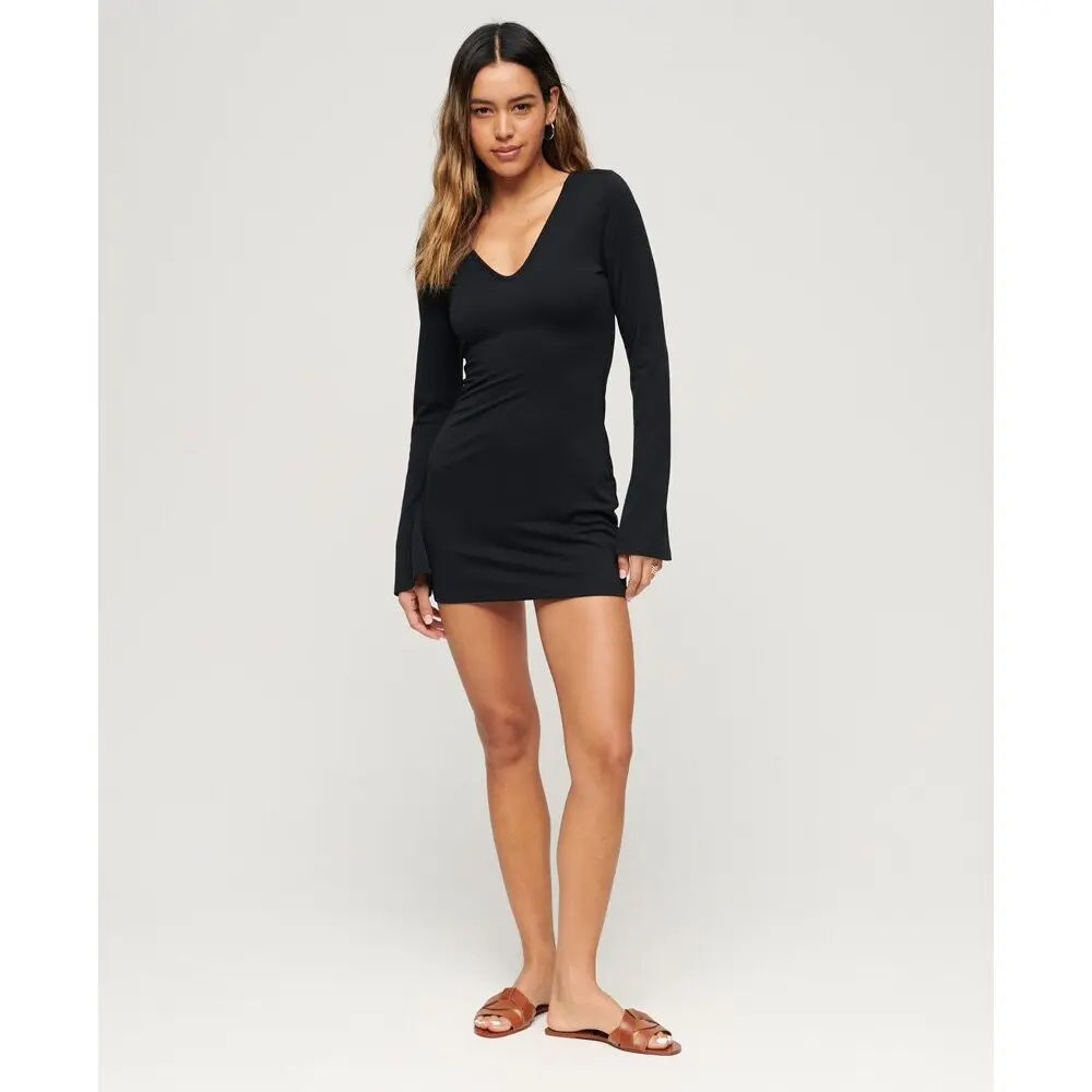 Enganliegendes kurzes Kleid mit ausgestellten Ärmeln, Damen Superdry