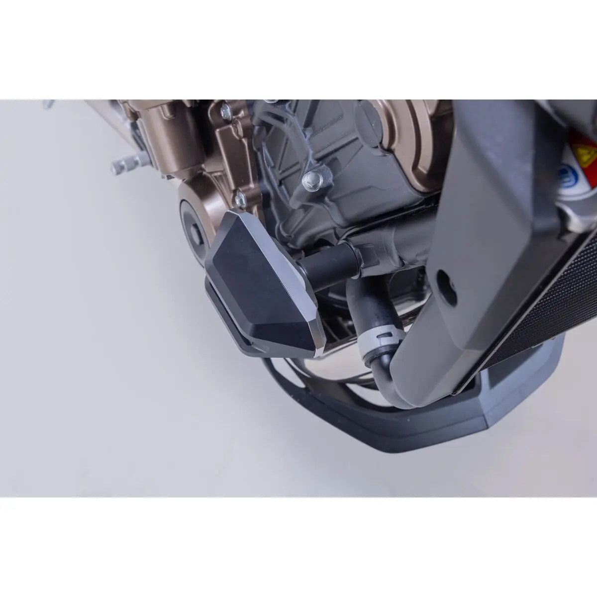 Kit de tampons de protection SW-MOTECH noir Honda CB 650 R E-Clutch 23