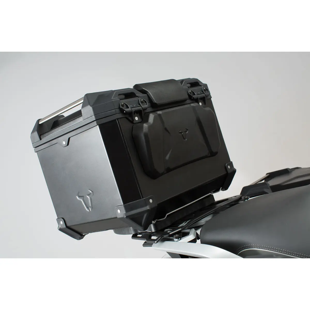 Rückenlehne des Beifahrer-Topcase SW-Motech Trax ADV