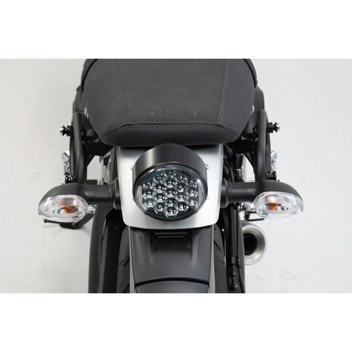 Halterung für linke Seitentasche SW-Motech SLC. Yamaha XSR900 (15-21) / Abarth (17-).
