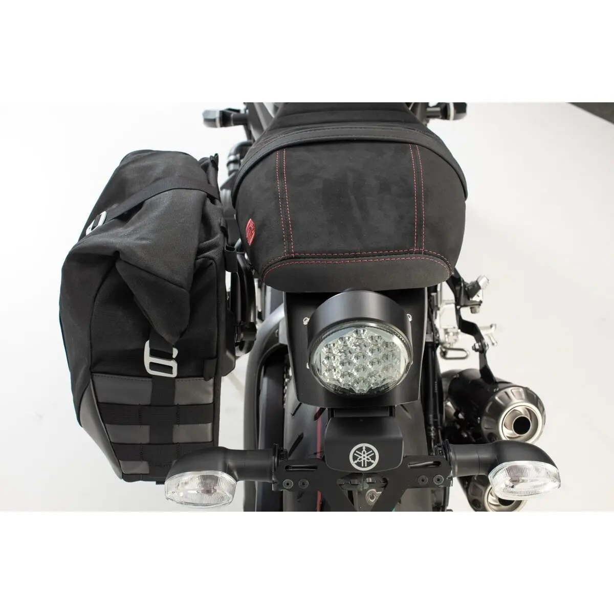 Paar Seitenkoffer SW-Motech Legend Gear LC Yamaha XSR900 Abarth (17-)