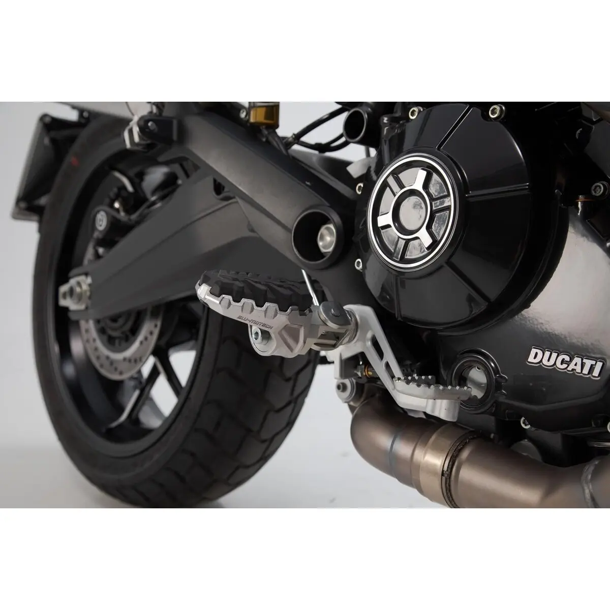 Fußstützen-Set SW-Motech EVO Ducati / Benelli TRK 502 X (18-)