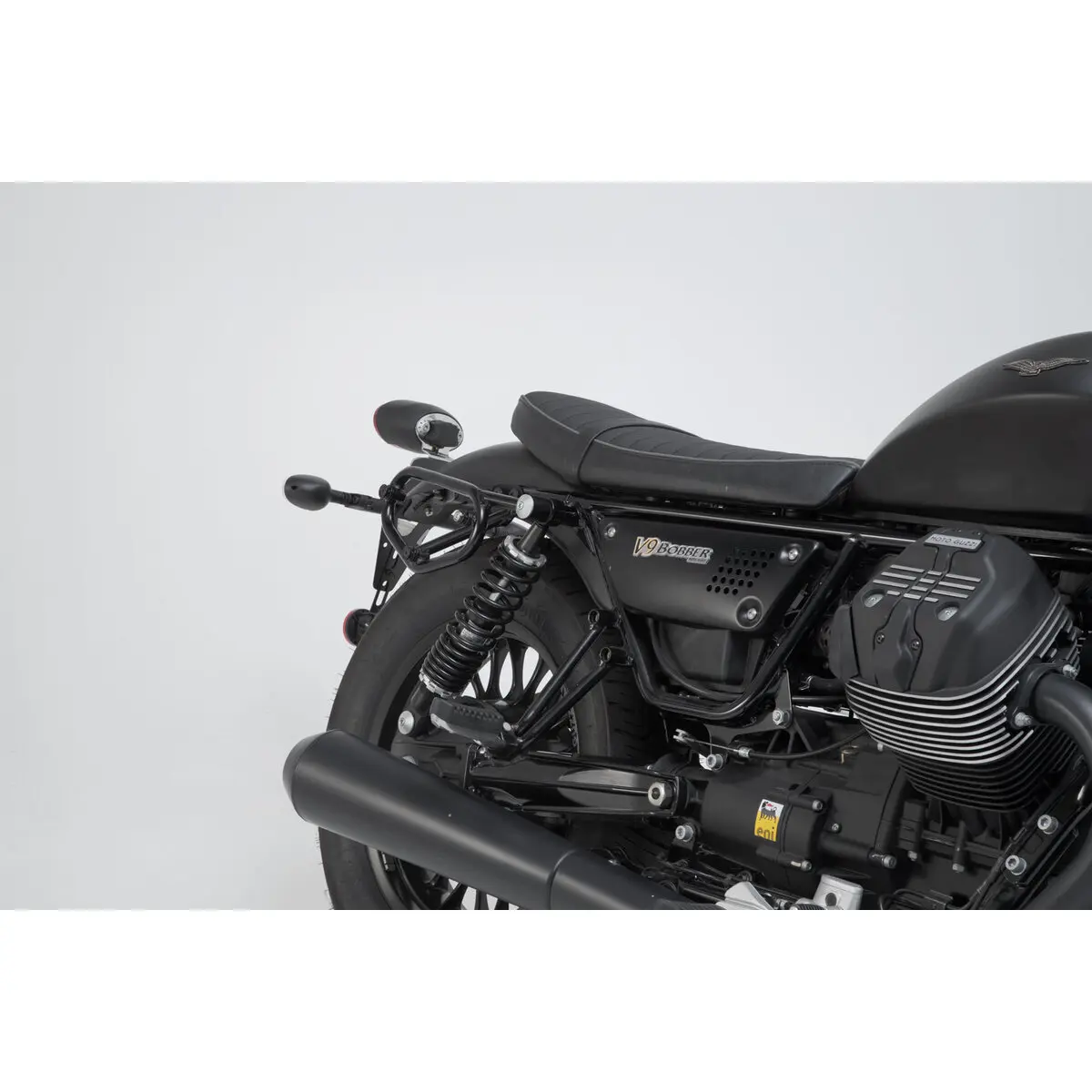Halterung für rechte Seitentasche SW-Motech SLC. Moto Guzzi V9 Roamer/Bobber (15-).