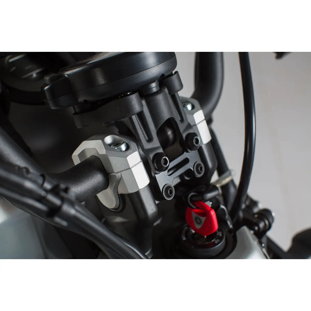 Lenkererhöhung SW-Motech Yamaha XSR700 (15-20)