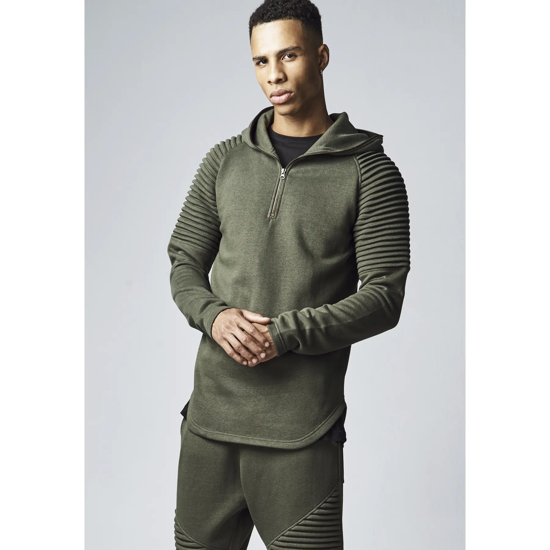 4053838134825 - Hoodie Urban Classic pleat leeve terry