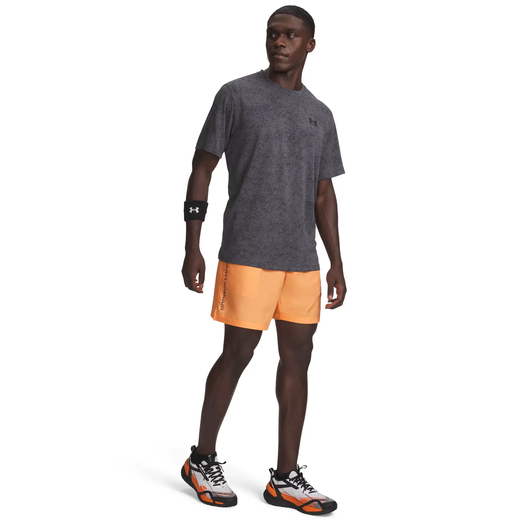 Under Armour Men's Orange Short Tech™