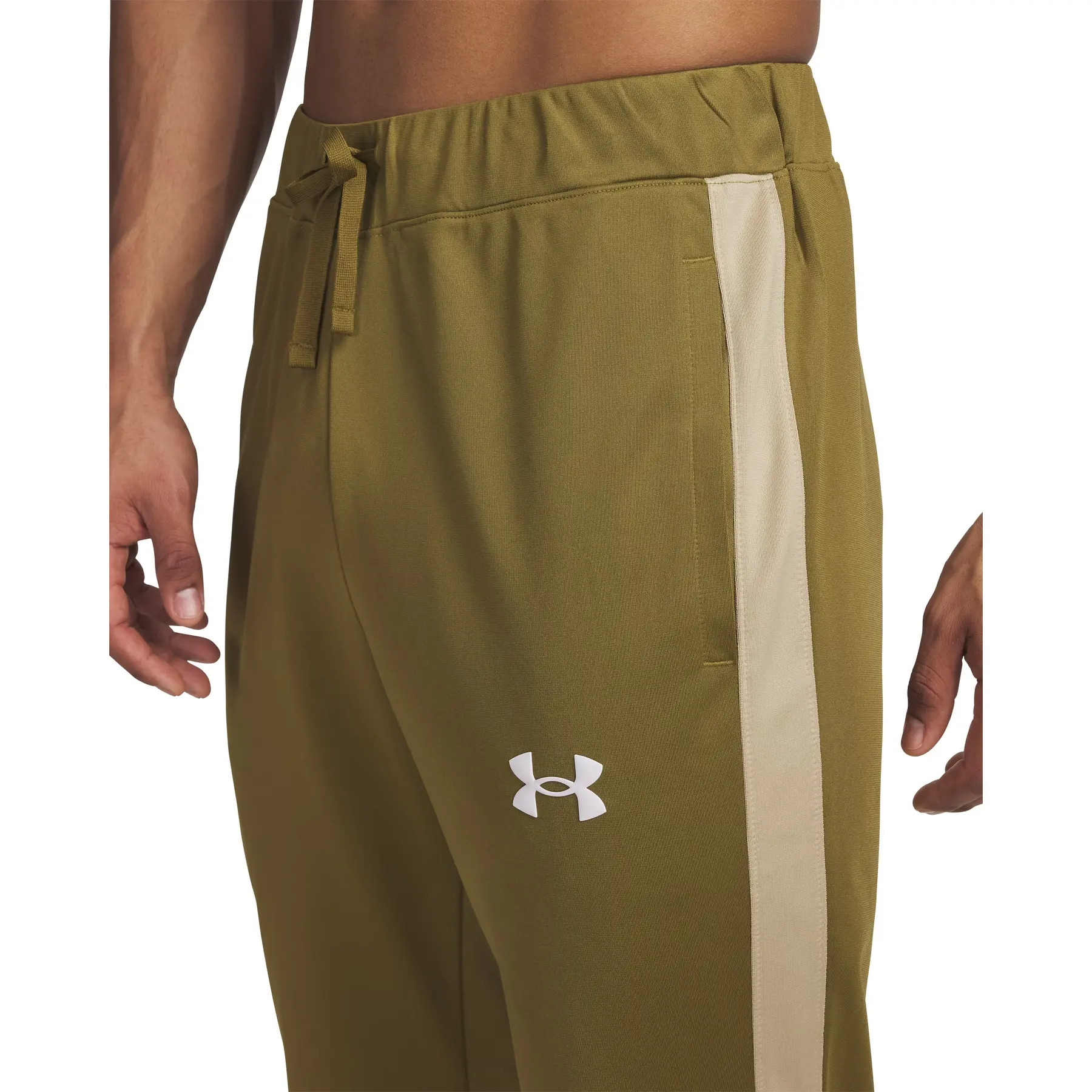 product/u/n/under-armour_1357139-320_canteen-green-field-khaki-field-khaki_4.jpg