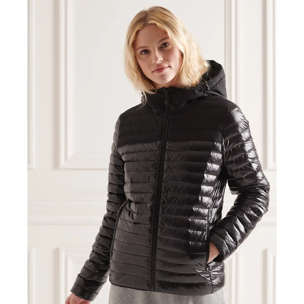 5057847014122 - Womens Kontrastierende Studios Core Daunenjacke Schwarz - Größe 38