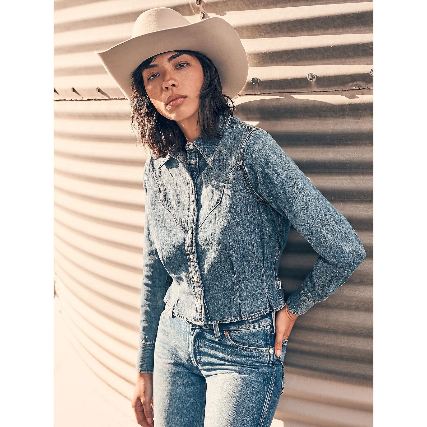 product/w/r/wrangler-112370782-blue-2.jpg