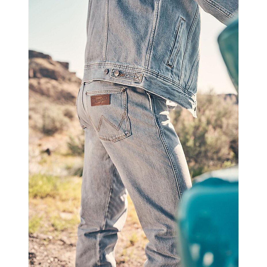 product/w/r/wrangler-112370943-light-ice-5.jpg