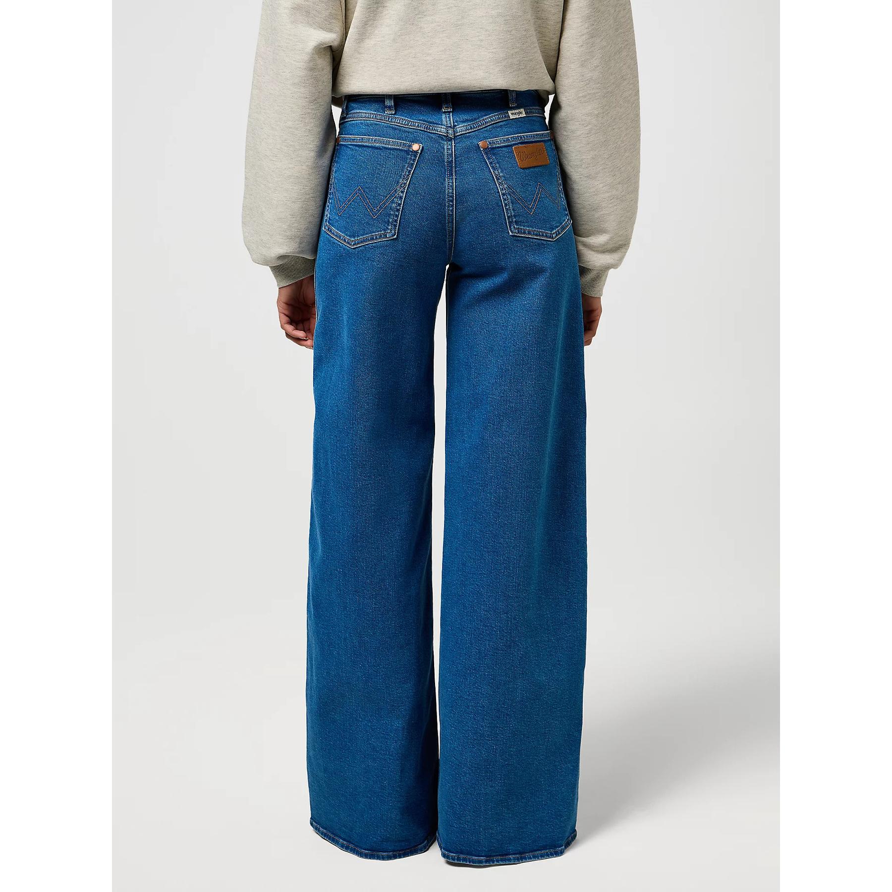 product/w/r/wrangler-112371190-black-4.jpg