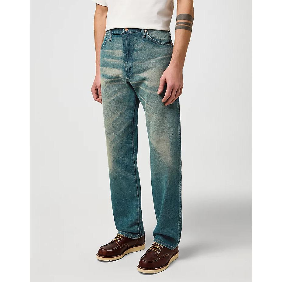 product/w/r/wrangler-112371513-stormy-3.jpg