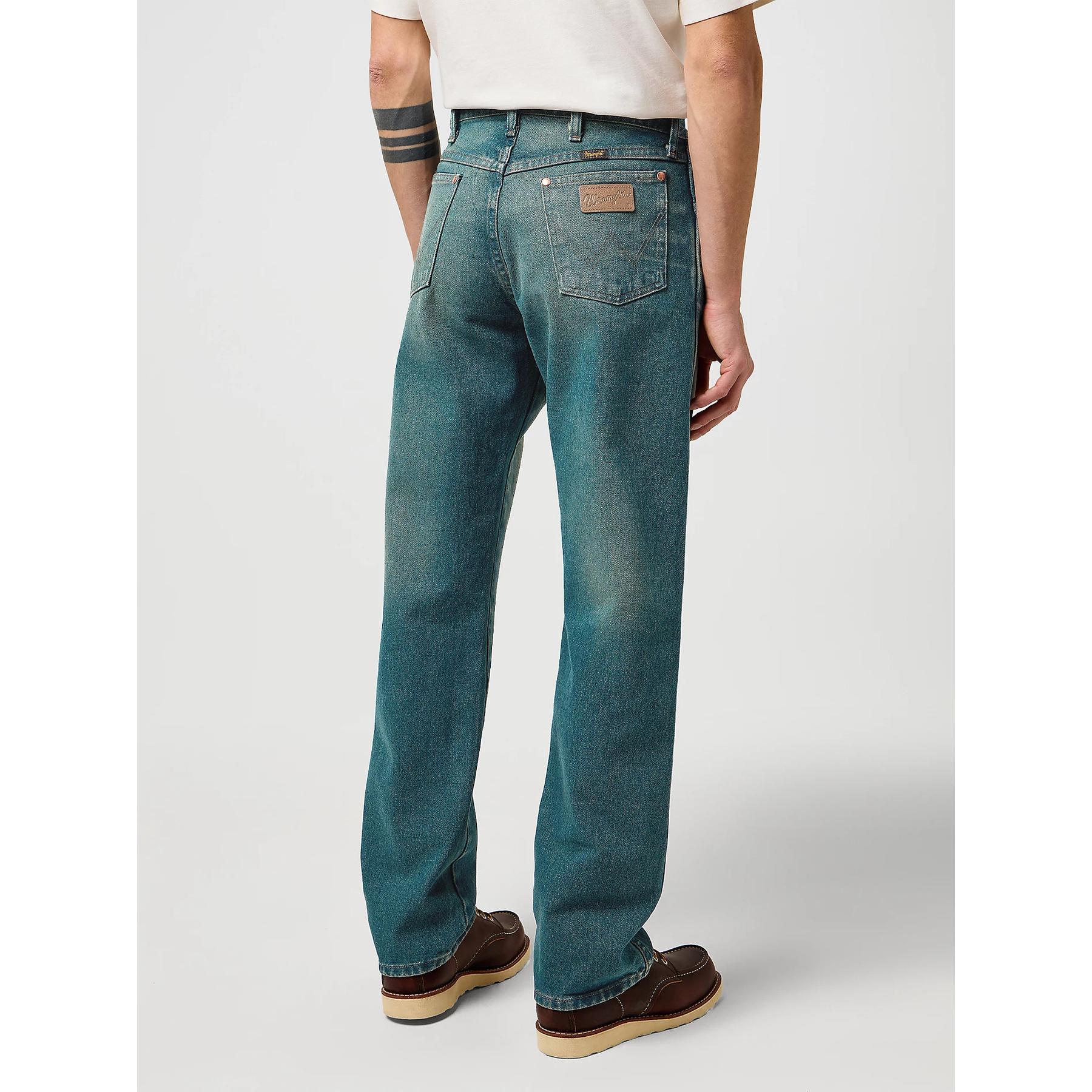 product/w/r/wrangler-112371513-stormy-6.jpg