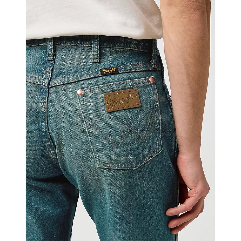 product/w/r/wrangler-112371513-stormy-9.jpg