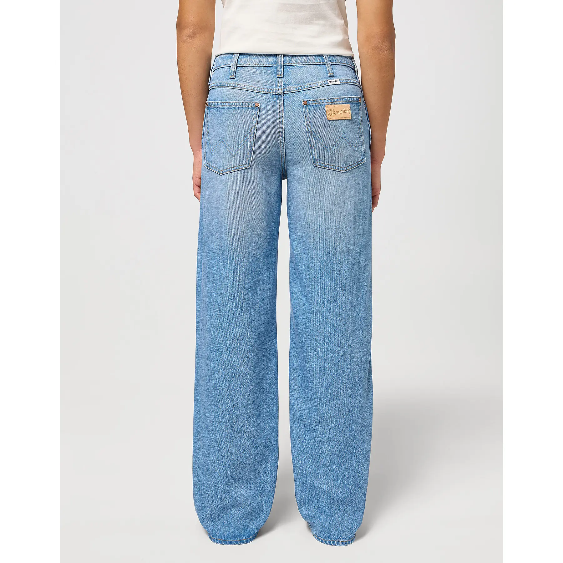product/w/r/wrangler_112352329_betty-blue_6.jpg