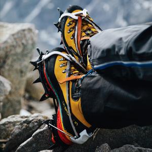 Crampones de alpinismo