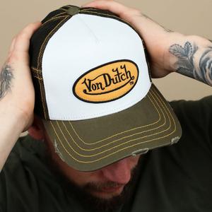 Caps