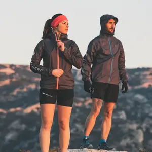 Jackets & Windbreakers