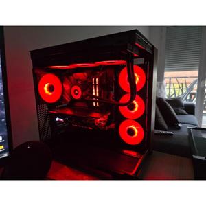 Boîtier PC grand tour Antec E-ATX C8 RGB image-6