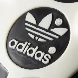 Soccer cleats adidas World Cup image-6